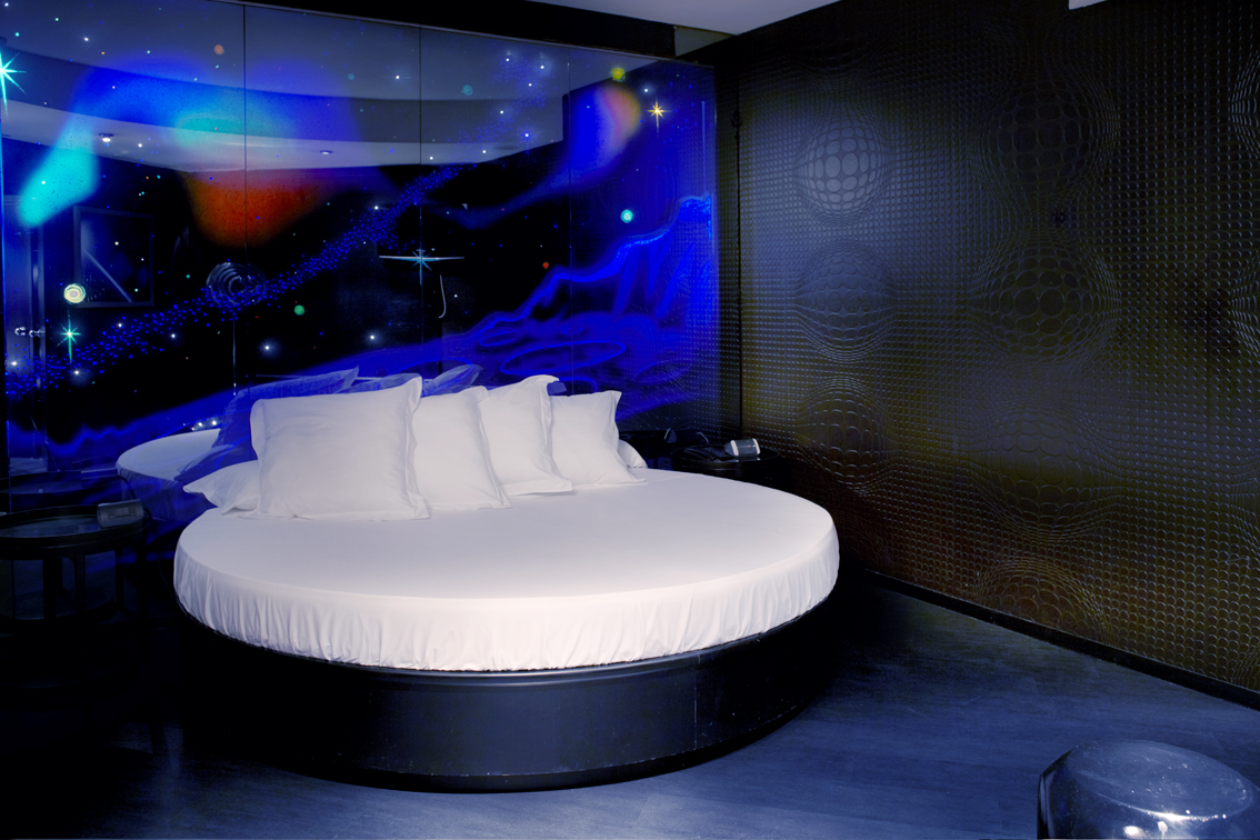 Fantasy Suite with Spa bathtub | La França | Romantic Hotels in Barcelona